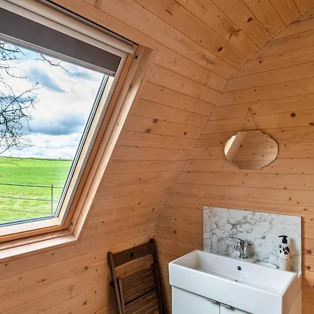 Finest Retreats - The Pods Villa Camerton  Buitenkant foto